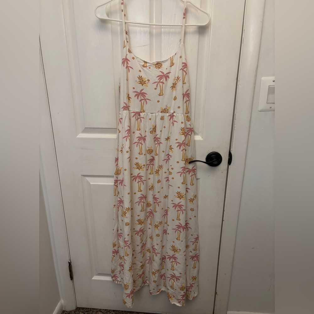 Tropical Print Maxi Dress